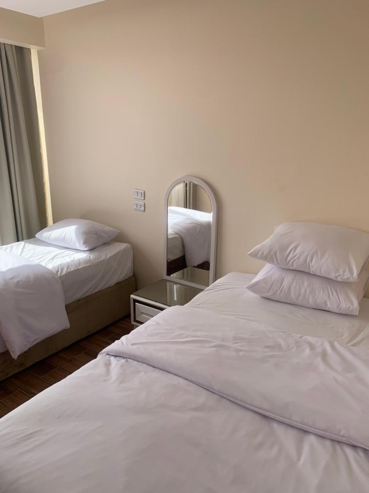 Memphis Pyramids View Otel Nazlet el-Sîsi Dış mekan fotoğraf